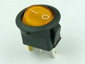 905478